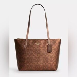 Coach Signature Brown Tote brand new with tag